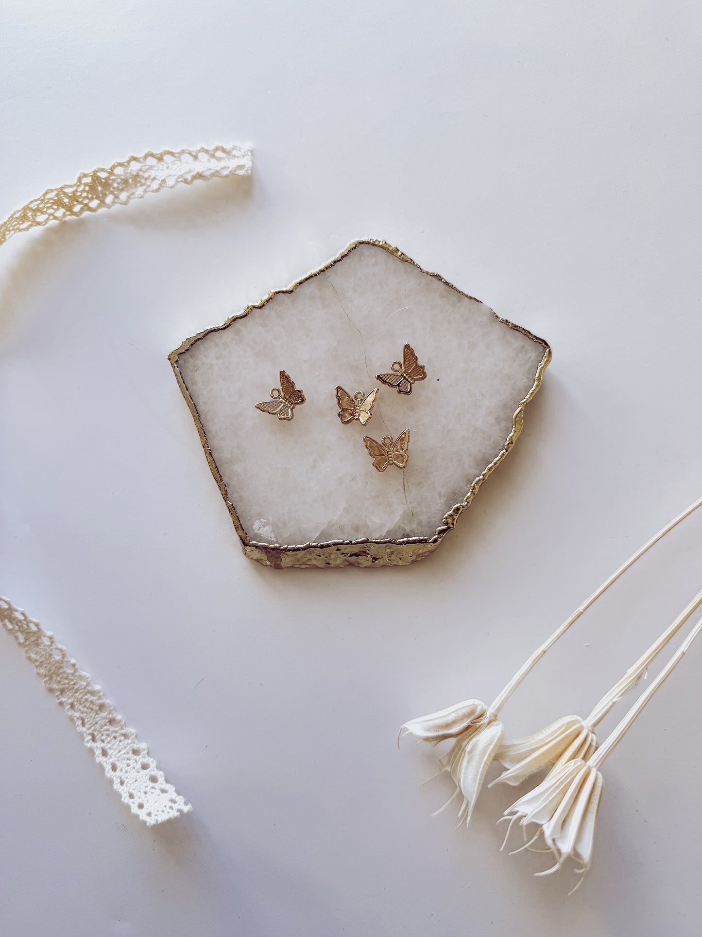 gold butterfly | collar charm