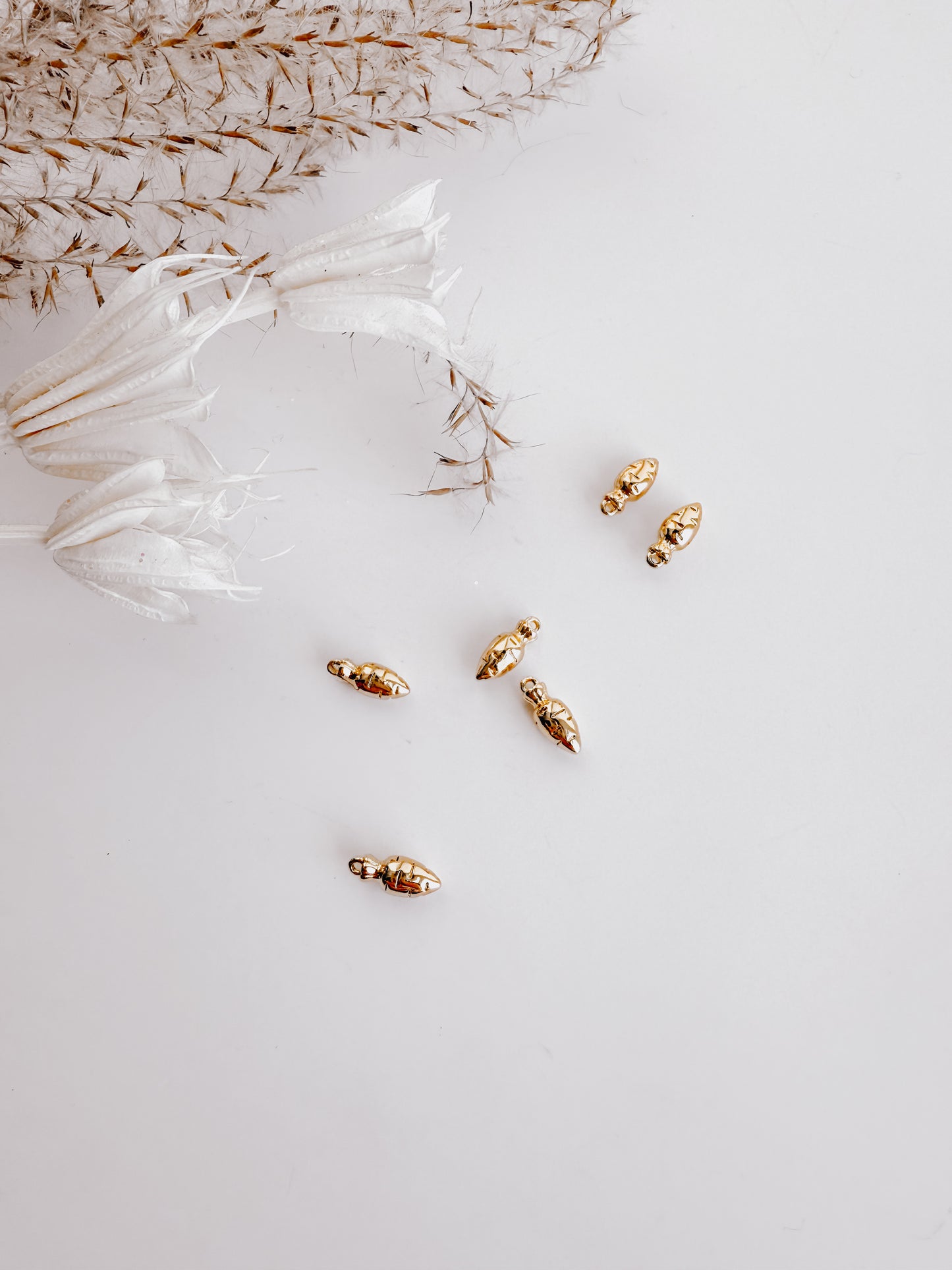 carrot 18k gold plated | collar charm