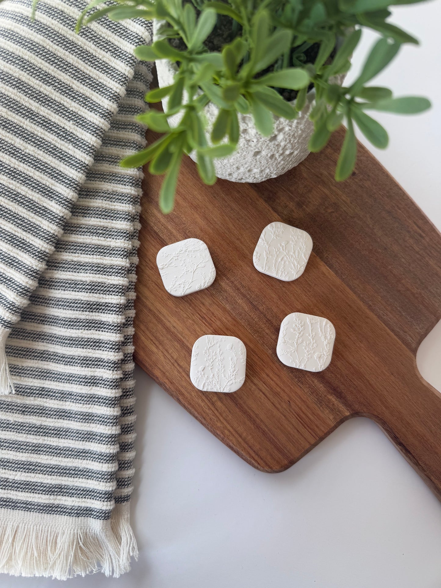 square flowers | magnet set (4)