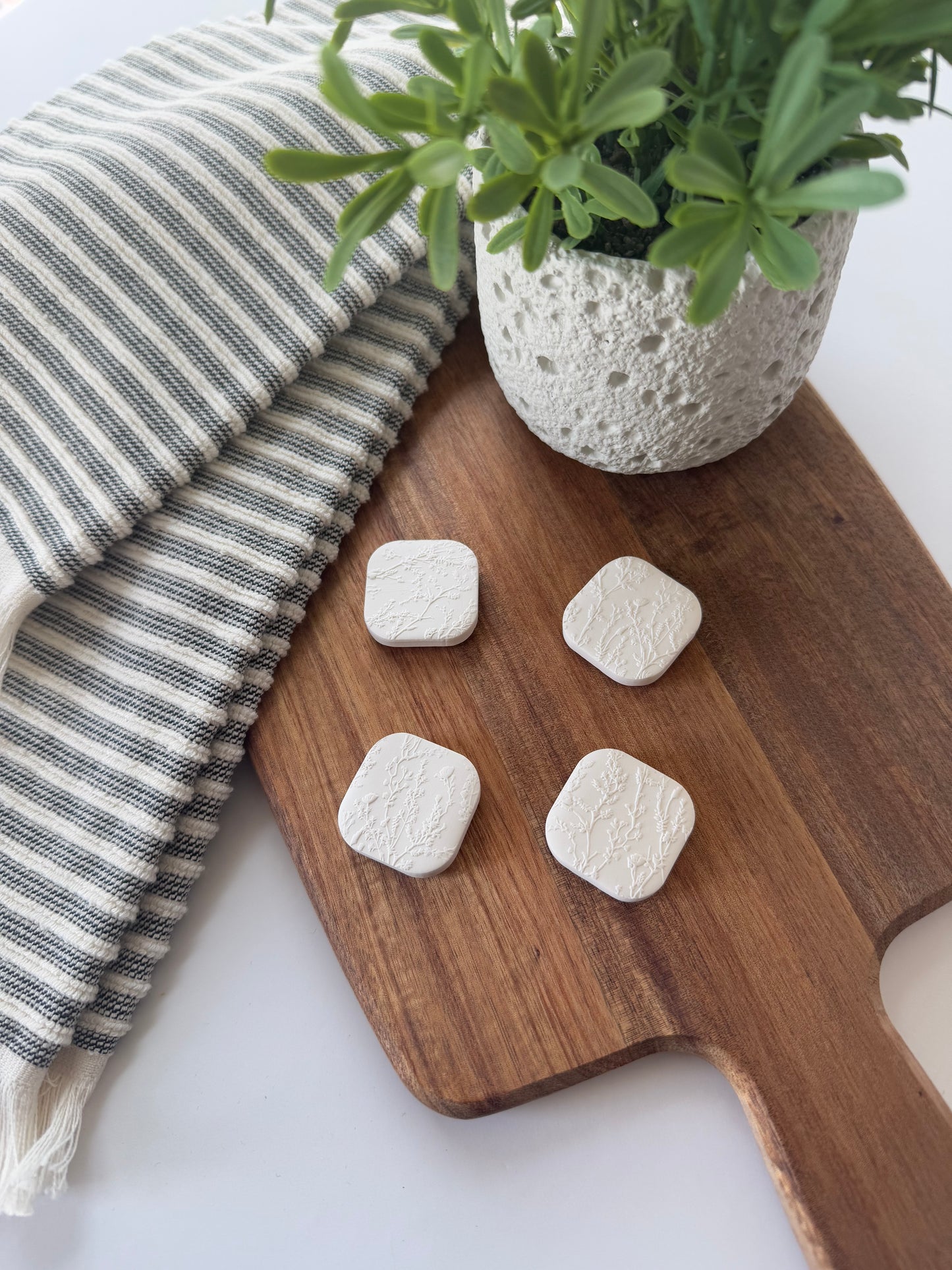 square flowers | magnet set (4)