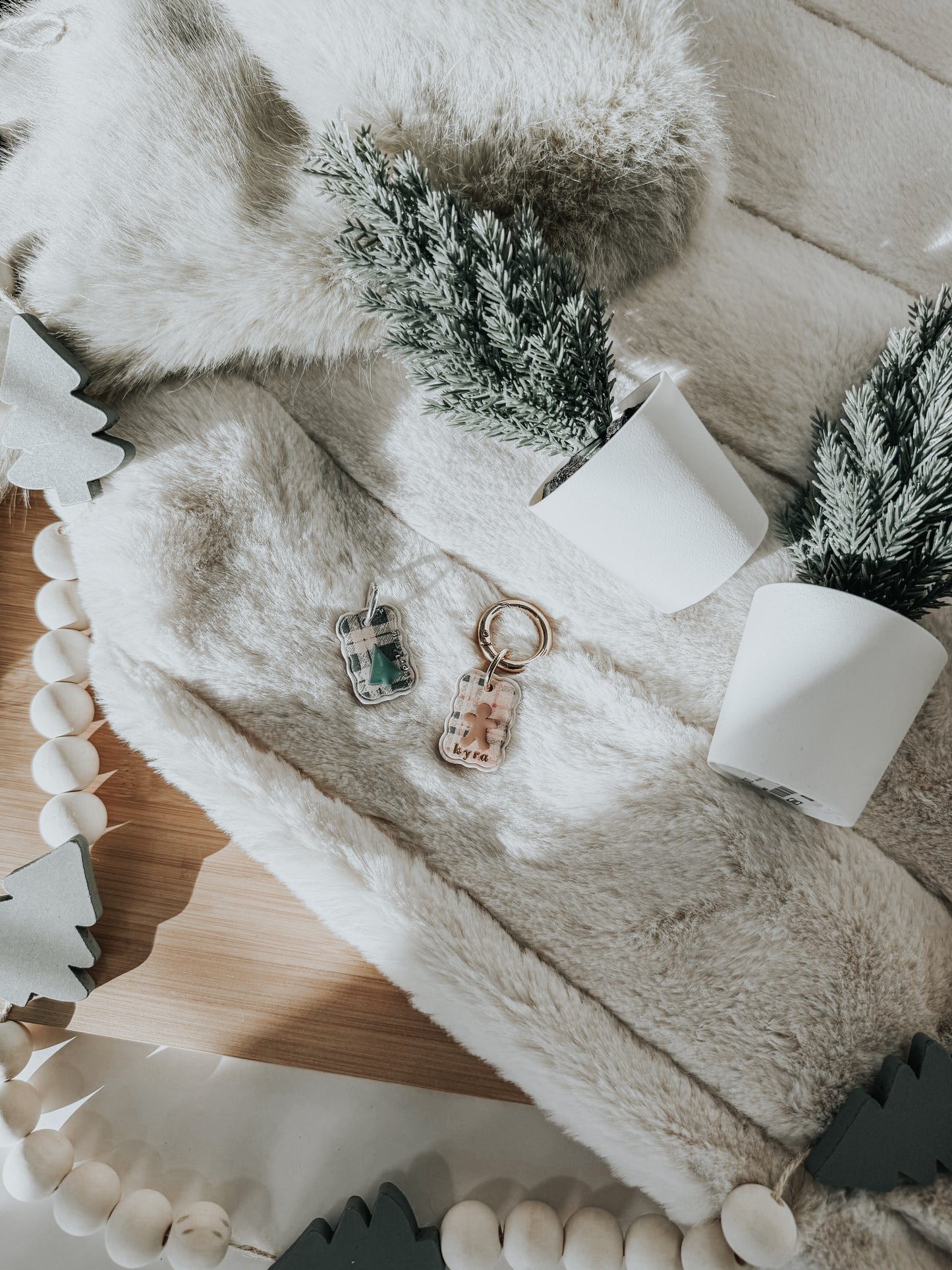 cabin plaid (wavy frame) | pet id tag