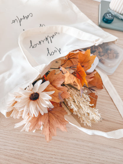 dog walking is my therapy | tote bag