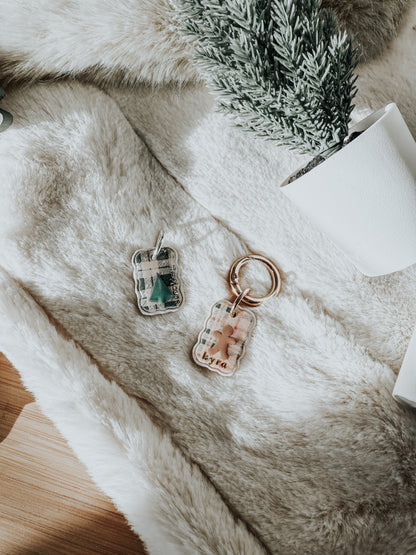 cabin plaid (wavy frame) | pet id tag