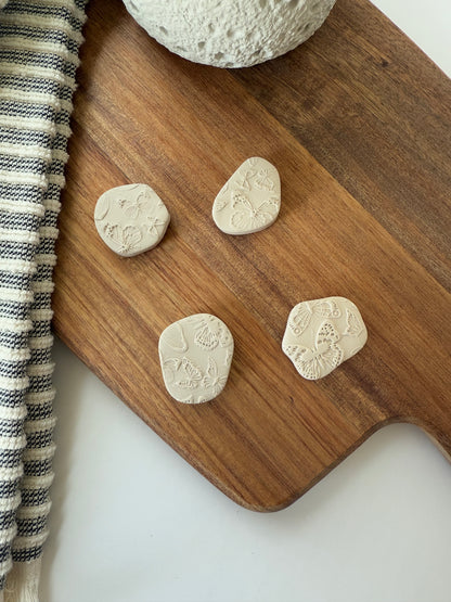 butterfly pebble | magnet set (4)