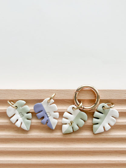 Left to right: dusty green - stamped | modest, periwinkle - stamped | modest, dusty green - foil | gold, dusty green - none